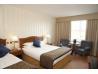 Rooms in Menlo Park Hotel